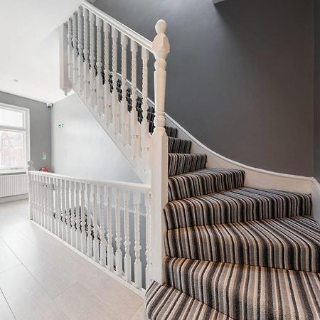 Great Location Service And Stay Double Ensuite Room With Shared Kitchen- 5Mins Walk From Tufnell Park لندن المظهر الخارجي الصورة