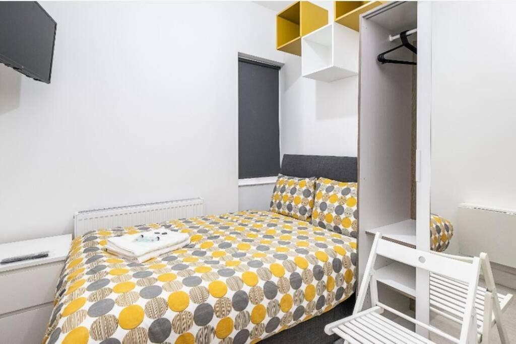 Great Location Service And Stay Double Ensuite Room With Shared Kitchen- 5Mins Walk From Tufnell Park لندن المظهر الخارجي الصورة