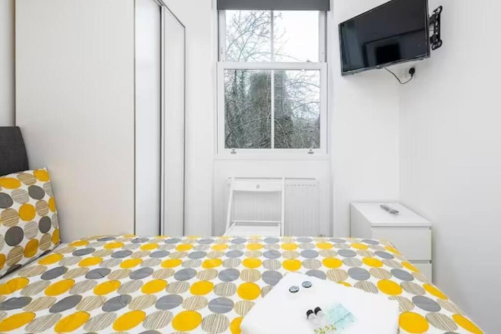 Great Location Service And Stay Double Ensuite Room With Shared Kitchen- 5Mins Walk From Tufnell Park لندن المظهر الخارجي الصورة