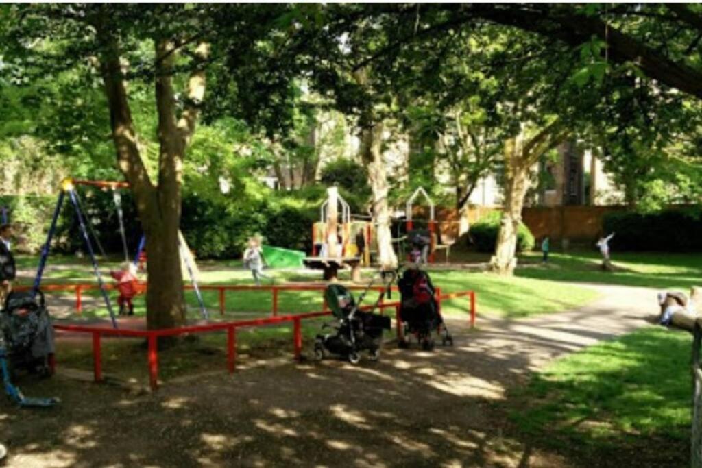 Great Location Service And Stay Double Ensuite Room With Shared Kitchen- 5Mins Walk From Tufnell Park لندن المظهر الخارجي الصورة