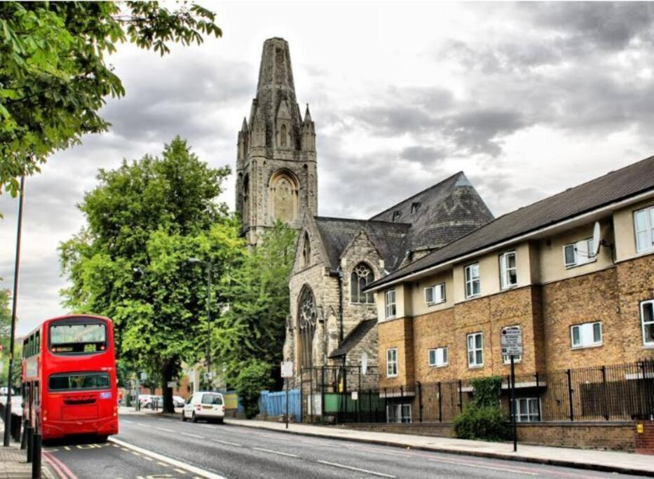 Great Location Service And Stay Double Ensuite Room With Shared Kitchen- 5Mins Walk From Tufnell Park لندن المظهر الخارجي الصورة