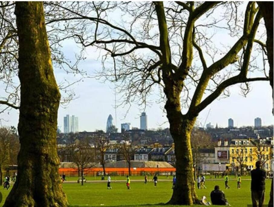 Great Location Service And Stay Double Ensuite Room With Shared Kitchen- 5Mins Walk From Tufnell Park لندن المظهر الخارجي الصورة