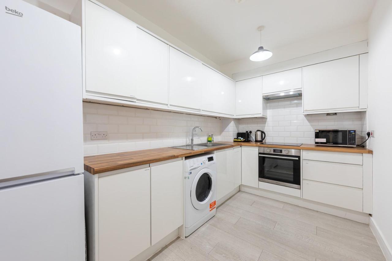 Great Location Service And Stay Double Ensuite Room With Shared Kitchen- 5Mins Walk From Tufnell Park لندن المظهر الخارجي الصورة